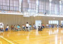 車椅子バスケットボールの教室
