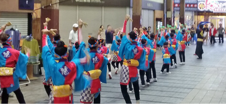 はりまや橋商店街で踊る