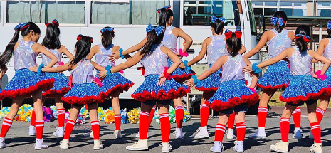 高知県立障害者スポーツセンターの秋祭りでキッズエアロが踊りました!